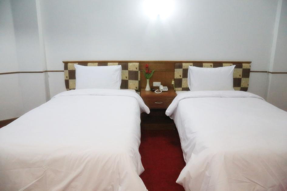 China Garden Hotel Хат Яй Екстериор снимка